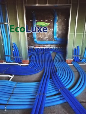 Системы вентиляции EcoLuxe. Пример монтажа разводки компактными, эластичными, полужесткими, пластиковыми, гофрированными, круглыми воздуховодами EcoLuxe. 